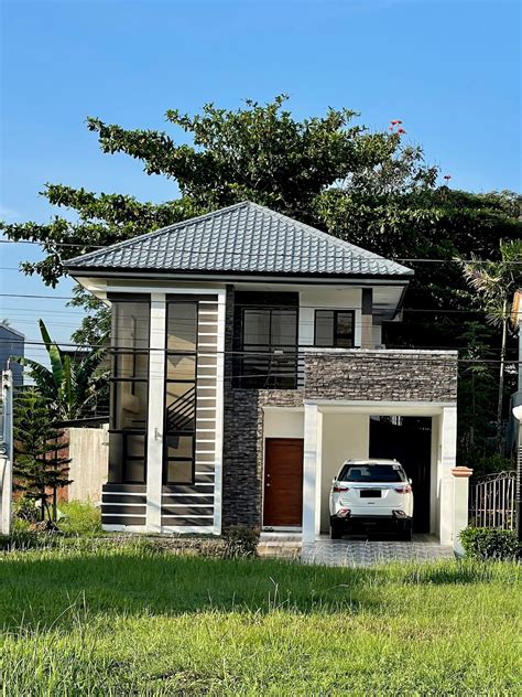 House vacation rentals in Bacolod City .